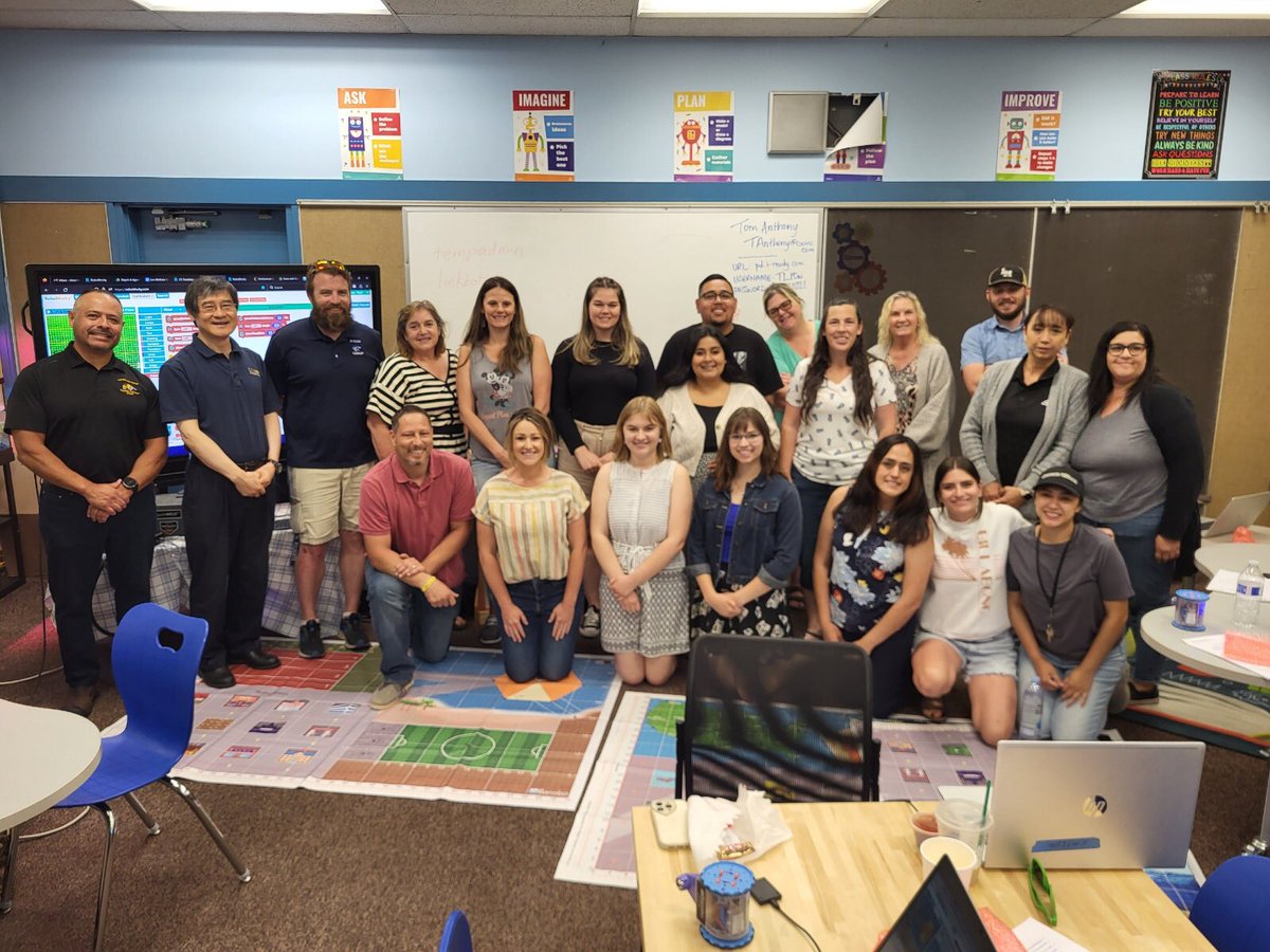 Josh Rowe tweet media