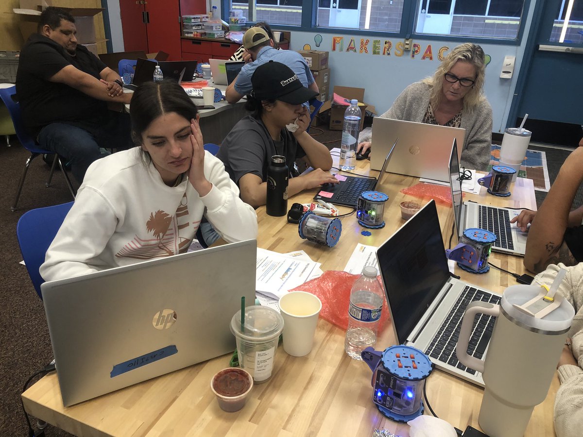 Josh Rowe tweet media