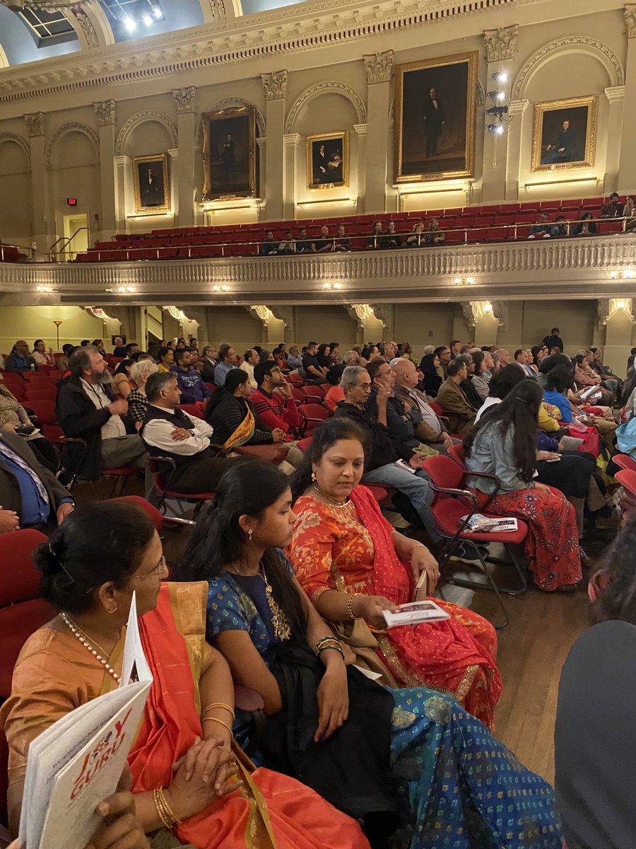 TimMurray_MA's tweet photo. .⁦@TLMurray12⁩ &amp; I joined ⁦@MayorJoePetty⁩ &amp; Gayle Petty &amp; ⁦@SenMikeMoore⁩ to support the Joy Guru Humanitarian Services Foundation fundraiser concert tonight. Satya &amp; Sheema Mitra &amp; their foundation have supported so many Worcester families &amp; worthy causes. https://t.co/4spjbD2QAH