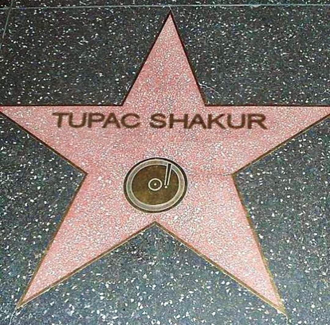 Tupac finally got a star on the Hollywood walk of fame im Los Angeles
