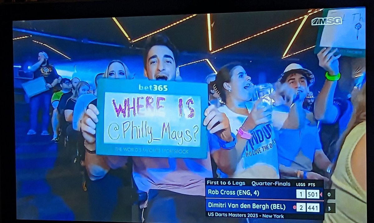 allbusinesspete's tweet photo. Asking the important questions... @Philly_Mays #DartsDay https://t.co/h51PY0YFq6