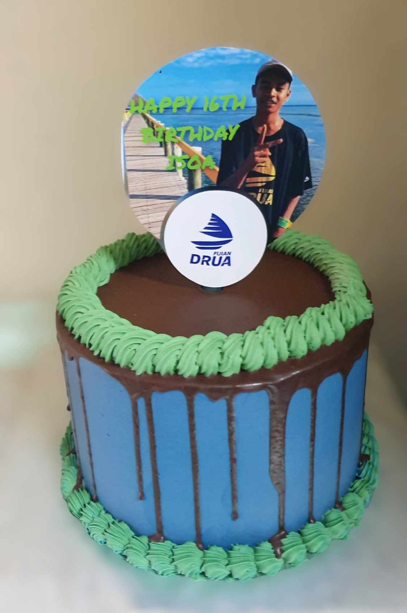 aintyocuppatea's tweet image. Thank you Cake Rush for always coming thru with my orders even though it&apos;s always last minute 🙈
#TeamFiji
Cake Rush is an Itaukei owned  home based business that bake cakes, cupcakes, muffins, and many more ❤️ check out their FB page for more info. 
#SupportingLocalBusiness