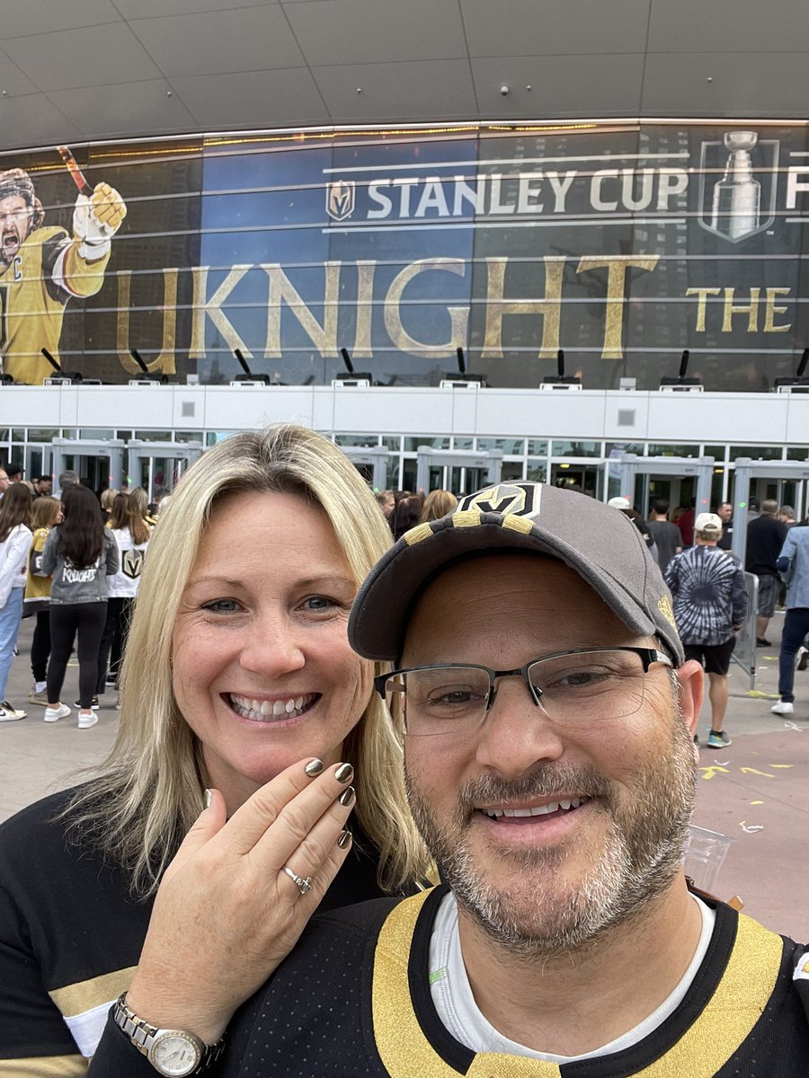 david4562's tweet photo. Game 1 Stanley Cup!!! #vegasborn #UKnightTheRealm #VegasGoldenKnights https://t.co/PVkg78Dtp2