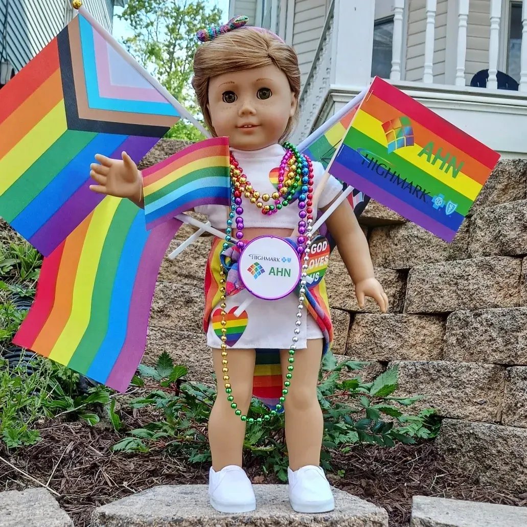 🏳️‍🌈 H A P P Y  P R I D E ! 🏳️‍🌈
Took Mia along with me to #pittsburghpride today and had a blast (despite the🔥 weather)! She was a hit with the crowd! I got SO many compliments on her and 3 people stopped to ask for a photo! ❤️🧡💛💚💙💜 #americangirldoll