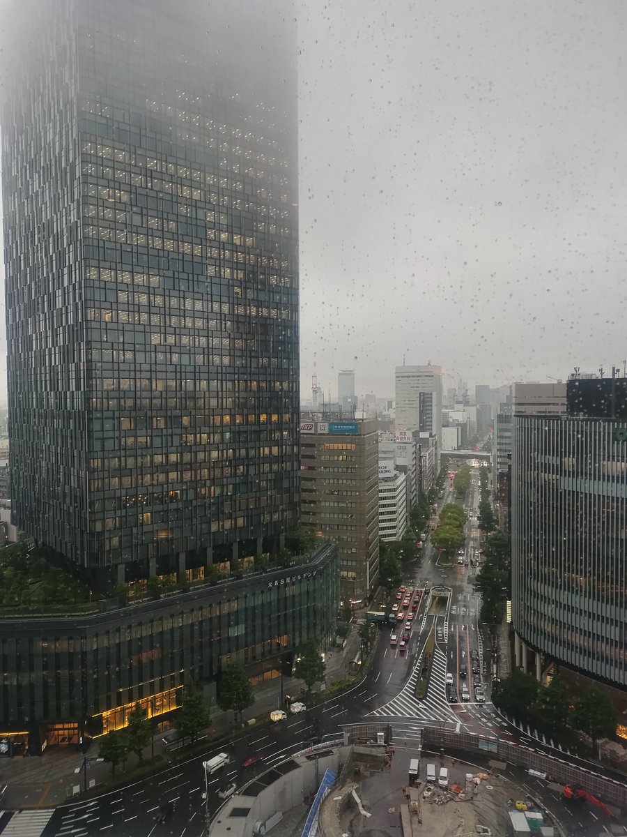 azu2242's tweet photo. 2日に名古屋でパパとデート
今月末沖縄旅行なので水着買ってもらいました😃

帰り新幹線動かなくて大変だったけど、、、😢 https://t.co/LdntRRCghy