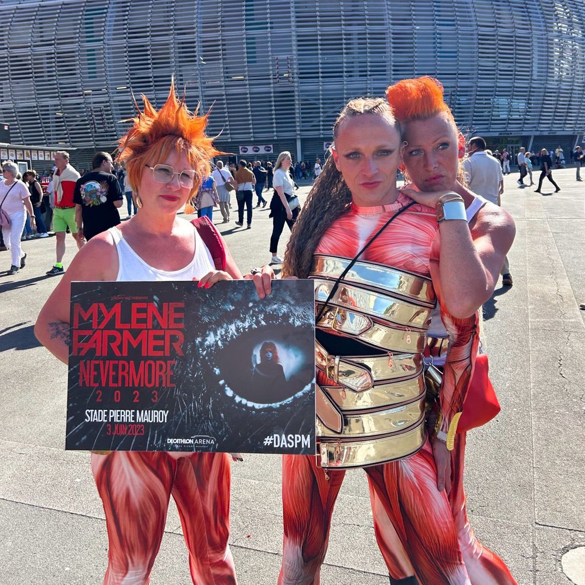 DecathlonArena's tweet photo. Ce soir, Mylène Farmer enflammait la Decathlon Arena - Stade Pierre-Mauroy pour la première date de sa tournée NeveMore🏟️

Retour en images sur cette soirée magique, que l’on est pas prêts d’oublier!✨ https://t.co/55W15rjzq9