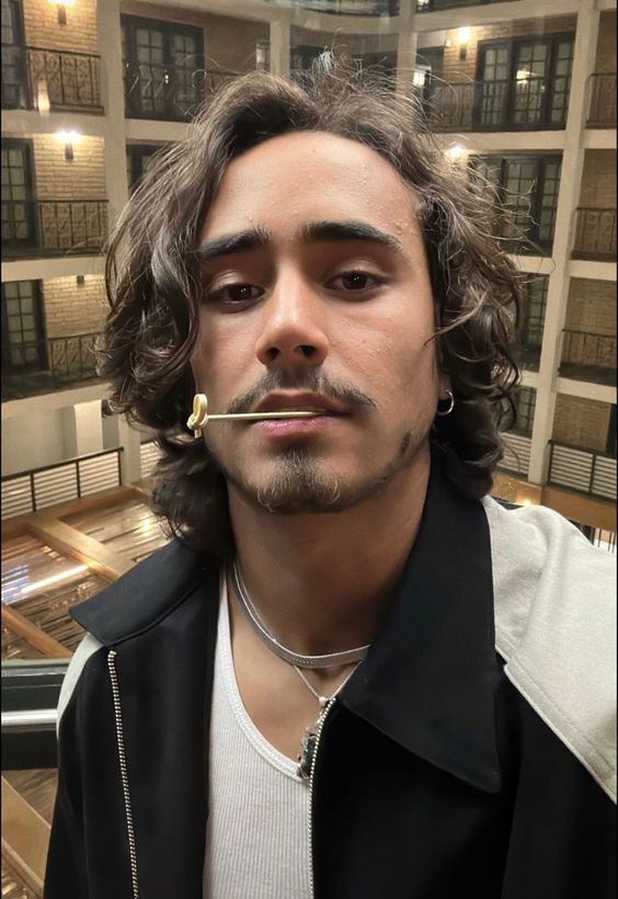 📱: Zorrito 🦊<a href="/NXTAHER0X/">𝕾eptimus 𝖂easley.</a> 

💬: Tengo ganas de verte
💬: ¿Me abres la puerta?
📷: