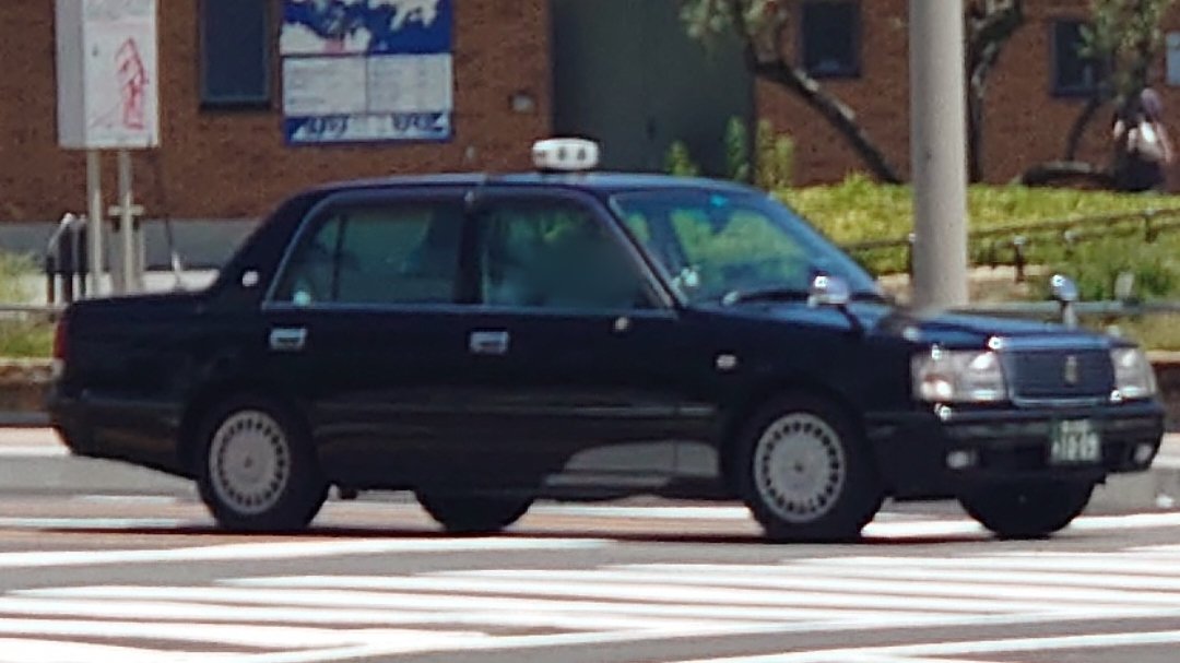 バスタクGZ on Twitter "トヨタ クラウンセダン タクシー ナンバー デザイン 標準カラー 車体ｻｲｽﾞ 小型 運用状況 現役 撮影場所 高松市 撮影日 2023年6月3日"