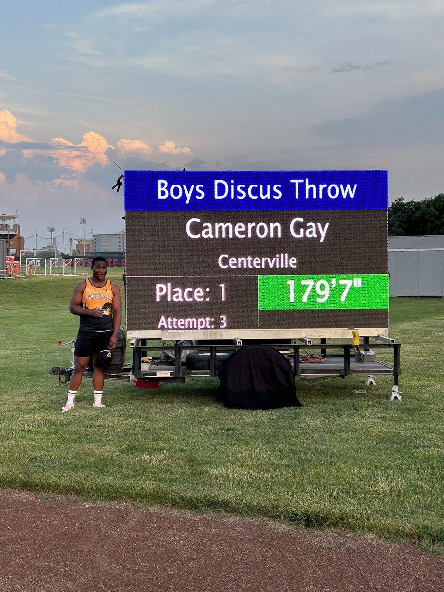 TrackElks's tweet photo. Your 2023 State Champion in the DI Discus, Cameron Gay!! The resilience he showed today is nothing short of amazing- you’ve come along way @camgay05 I’m so absolutely proud of you- you will always be a STATE CHAMPION!!! #JAWS https://t.co/57mBhVC7SK