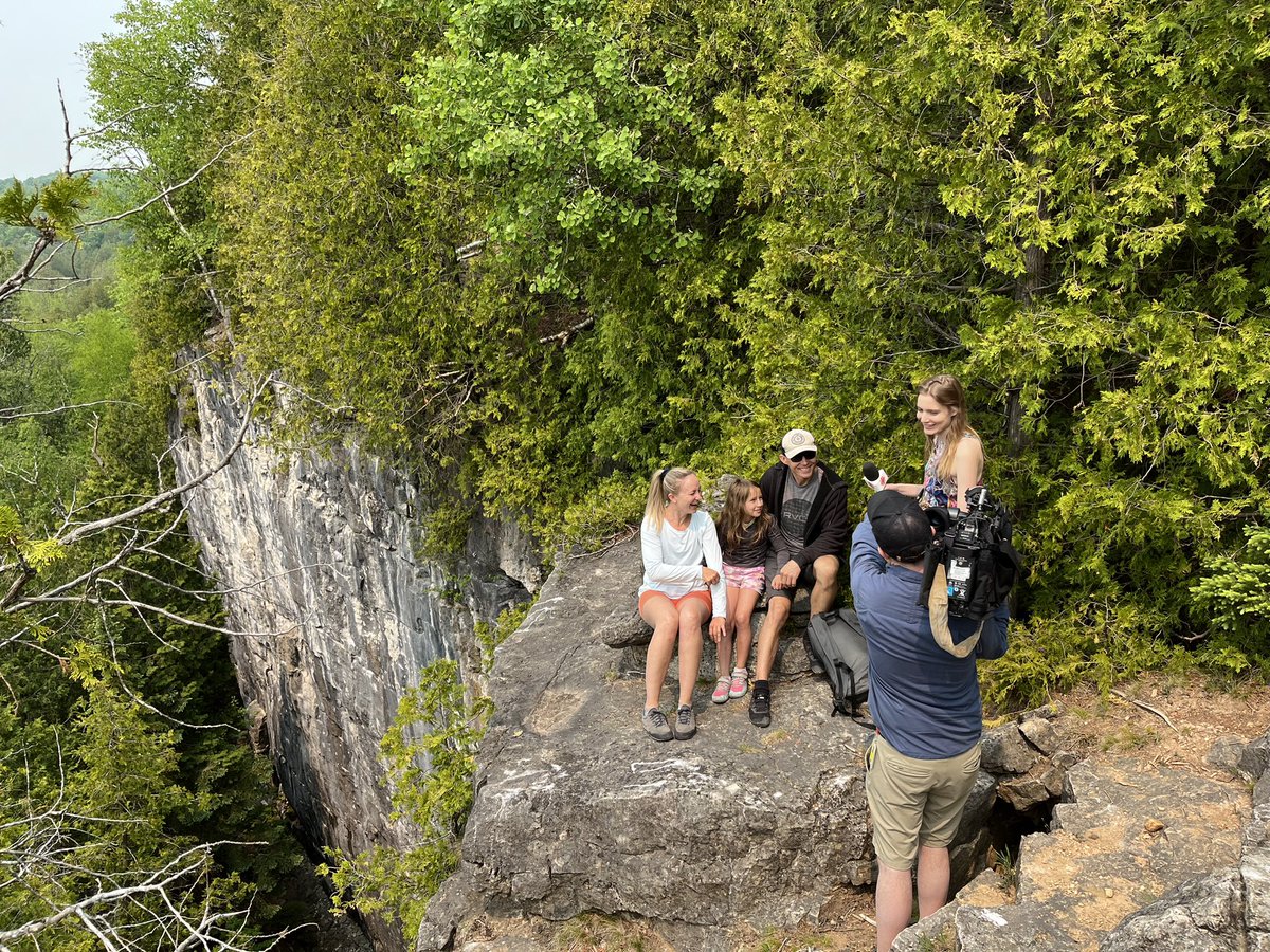 PasiekaOnPol's tweet photo. Spent the day in the riding of #SimcoeGrey held in #ONPoli by @BrianSaunderson …another day another riding #124challenge #clarain124 …CBC everywhere https://t.co/gHxcv0xvn7