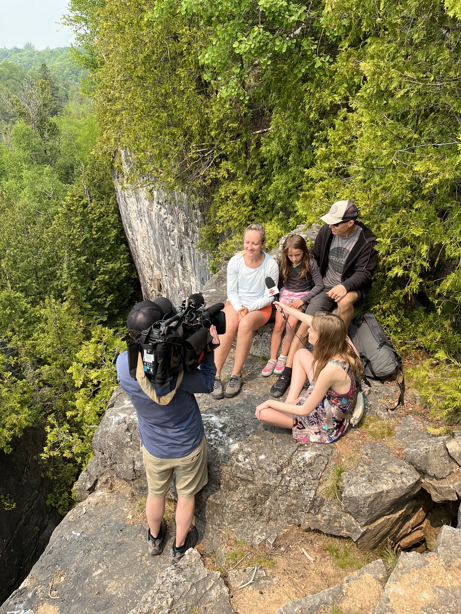 PasiekaOnPol's tweet photo. Spent the day in the riding of #SimcoeGrey held in #ONPoli by @BrianSaunderson …another day another riding #124challenge #clarain124 …CBC everywhere https://t.co/gHxcv0xvn7