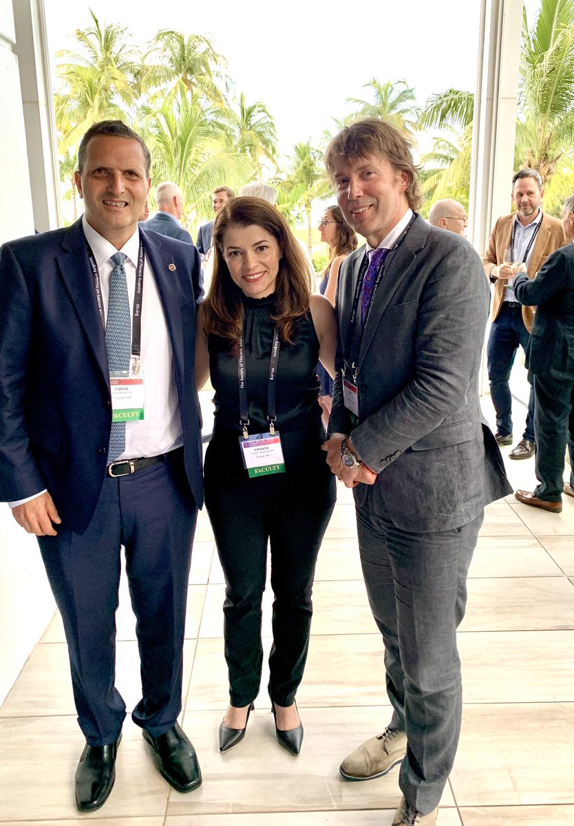 Congrats @RuelMarc1 for bringing together CT surgeons, cardiologists and trialists to discuss science, evidence, bold questions re: revascularization and pt outcomes #microcirculation @STS_CTsurgery #welcometoMiami @JoeSabik MarioGaudino @Drroxmehran JenniferLawton @FaisalBakaeen