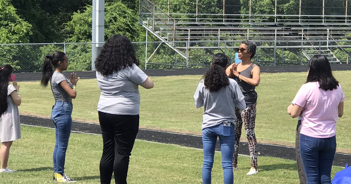 High Point HS tweet media