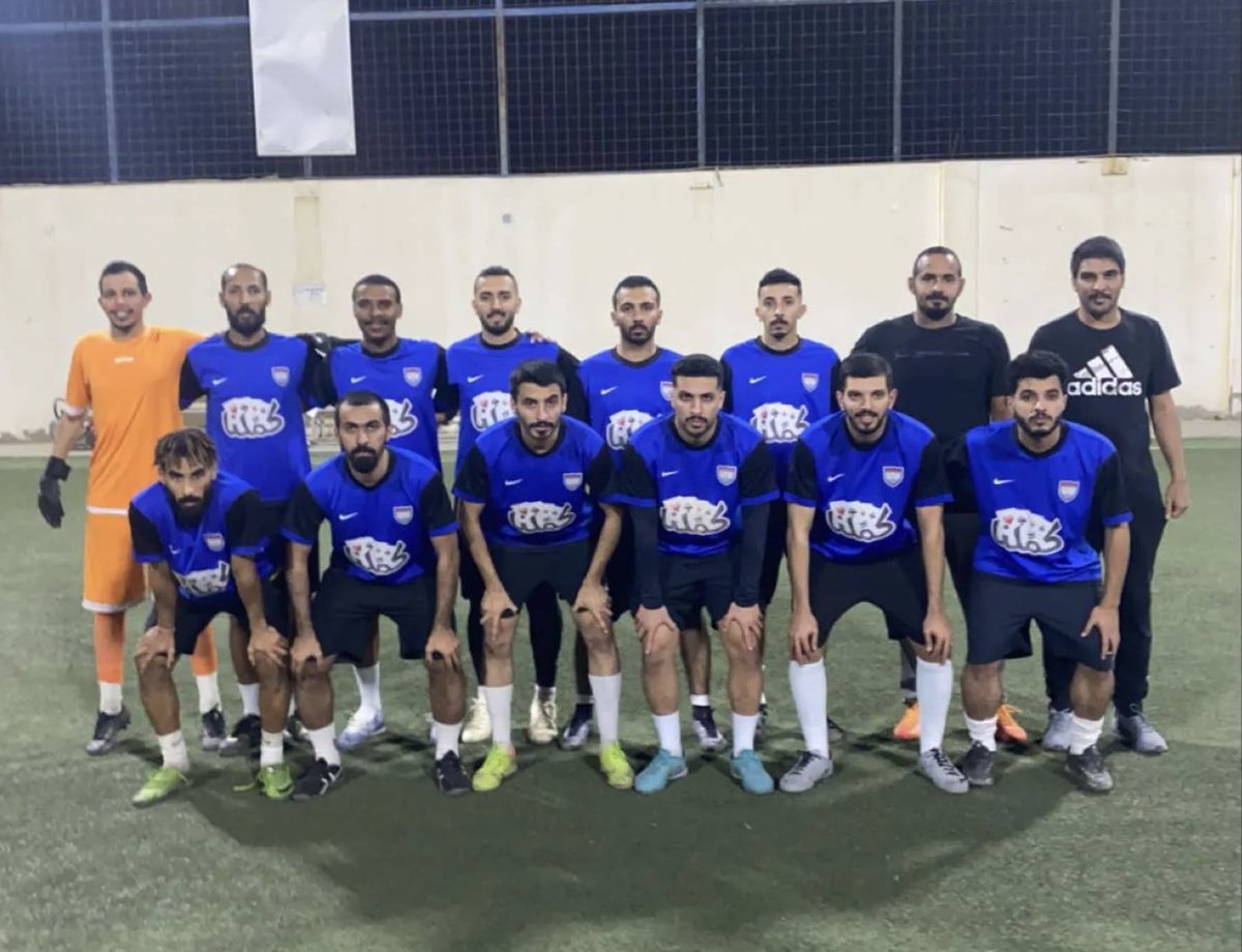 انتهت مباراة اليوم بالتعادل الايجابي 1 / 1 
بعد اداء مميز من نجوم لبن في المباراة الاولى في البطولة والقادم افضل بأذن الله 

سجل الهدف لنجوم لبن
سعييد البيشي⚽️