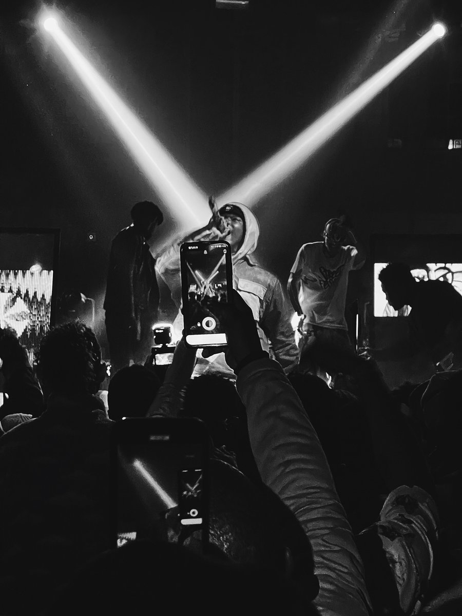 kimberly🍒 tweet media