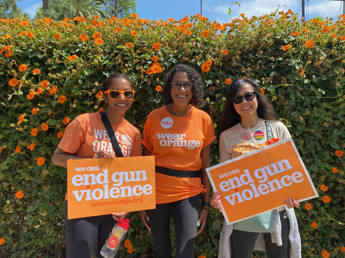 #WearOrangeWeekend <a href="/UrbanPeaceInst/">Urban Peace Institute</a> <a href="/MomsDemand/">Moms Demand Action</a> <a href="/Everytown/">Everytown</a> We had a peace walk and yoga in honor of victims and survivors of gun violence. We continue this important work daily.