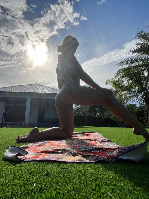 Yoga.. 🔗🩵 https://t.co/1nyUrsopcH