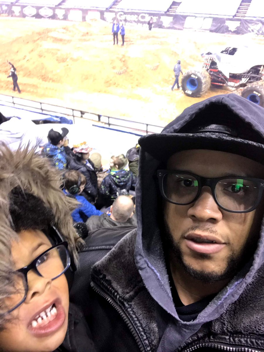 CannonHotep's tweet image. #StrongDadJune