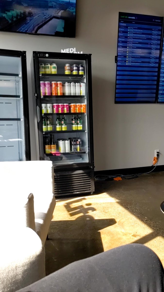 FeldmanKore's tweet photo. Pungus found #cubiecoin in a Blue vault at this location! Join me playing #coinhuntworld, It's awesome! https://t.co/DYHM24YHwZ #cryptocurrency #3268373 https://t.co/VKfoniR4yc