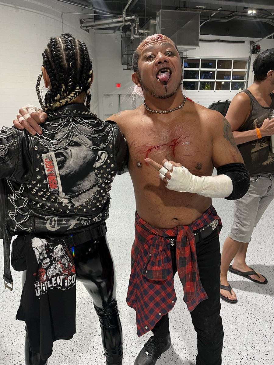 ♦️ VILE VILLAIN TARA ZEP ♦️ tweet media