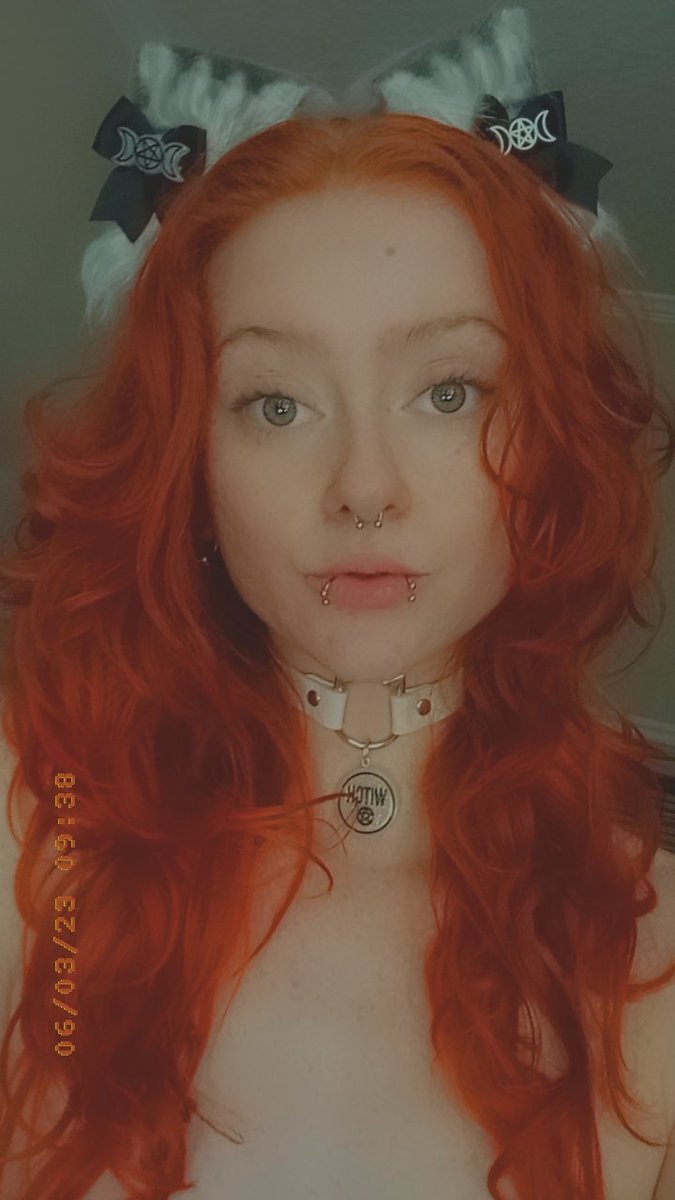 Arsenic_Angel_'s tweet photo. My first Set or Ears came in๐๐.
#fyp #trending #gothgirl #emogirl #altgirl #goth #emo #alt #alternative #black #tattoos #piercings #followforfree #sw #gamergirl #cosplay #anime #stoner #makibulba #FL #OH #professionalmodel #petplay #pet #bdsm https://t.co/n0jKaQh4xk
