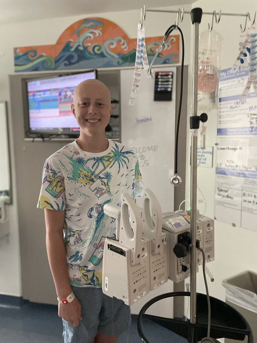 Grinding thru my 4th round of chemo! 💪🏼 thanks so much for all the love &amp; support it’s helped a lot 🙏🏼