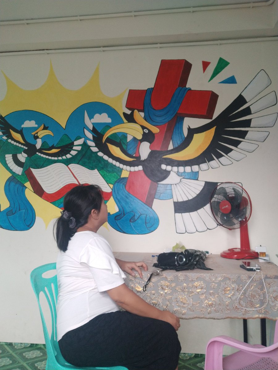 MyaThaePhyu18's tweet image. အိမ်တွေ ကြီးလာတယ်
 မိသားစုတွေနည်းလာတယ် *

ဆေးပညာတွေ ဆင့်ကဲပြောင်းလဲတိုးတတ်လာတယ်
ကျန်းမာရေးတွေ ဆိုးရွားလာတယ်
စိတ်ချမ်းသာမှုတွေ ပျောက်ကွယ်သွားတယ်*

ပညာတွေအများကြီးတတ်လာတယ်
ကိုယ်ချင်းစာမှုတွေ နည်းလာတယ်*

အသိပညာတွေ တိုးလာတယ်
ခံစားချက်တွေ မတည် ကြဘူး

#kobc