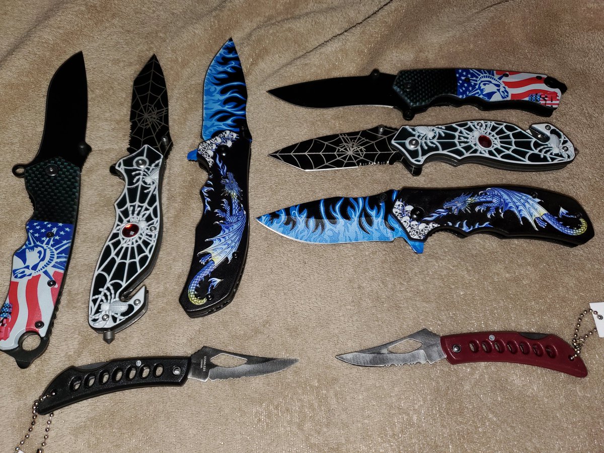 Terryz247's tweet photo. $MMTLP #MMTLP Had fun at the Carnival winning some knives at Knife Ring Toss. #Enjoyingtheweekend https://t.co/oplwATJWkD