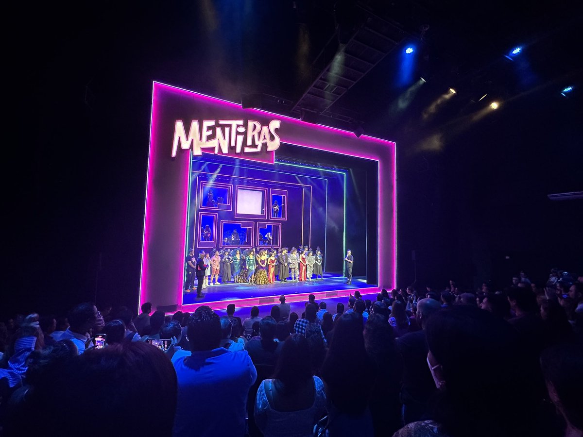 Que chingón que nadie se pudo robar esta obra y que hoy sea el primer año de esta nueva y GRAN etapa. 
¡Bravo <a href="/asteristico/">José Manuel López Velarde</a> <a href="/mercurio1969/">Oscar Carnicero</a> <a href="/alex_gou/">Alex gou</a> <a href="/borobolas/">Jack Borovoy</a> Sonia y <a href="/ARIBOROVOY/">ARI BOROVOY</a> 
¡Felicidades, los ❤️ <a href="/Oficialmentiras/">Oficial_Mentiras</a> !