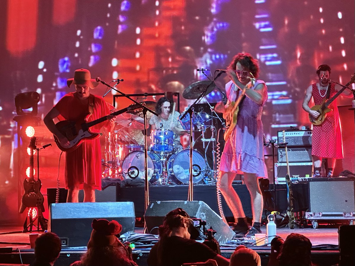 Drag night in Tennessee 👗