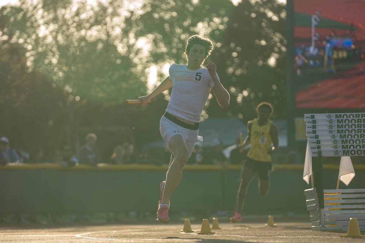 Finished my first ever season of high school track(first started training in January) with PRs of 1:52.3 in the 800 and 48.1 in the 400, and split a 47.5 in the 4x4. Now time to work and get ready this off season for a BIG senior season! <a href="/wilsonbruintrac/">Long Beach Wilson Track & Field</a> @MilesplitCA <a href="/562sports/">The562.org</a>