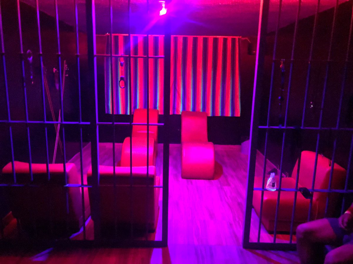 @ktrinesParty21 tweet media