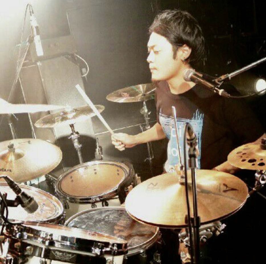 trio_infinity's tweet photo. 昨日はご来場ありがとうございました✨
雨特集楽しんでもらえたかな？☂

次回は7/16松永バースデーLiveです🎂
なんと！2部はアニソン、ボカロ、パチスロ曲をノンストップで演奏します🎶
2部にはゲストにドラムで村上くんも来てくれます🥁

ご予約はこちらから👇
https://t.co/kzbALV8N7Z https://t.co/AutBk8xZk3