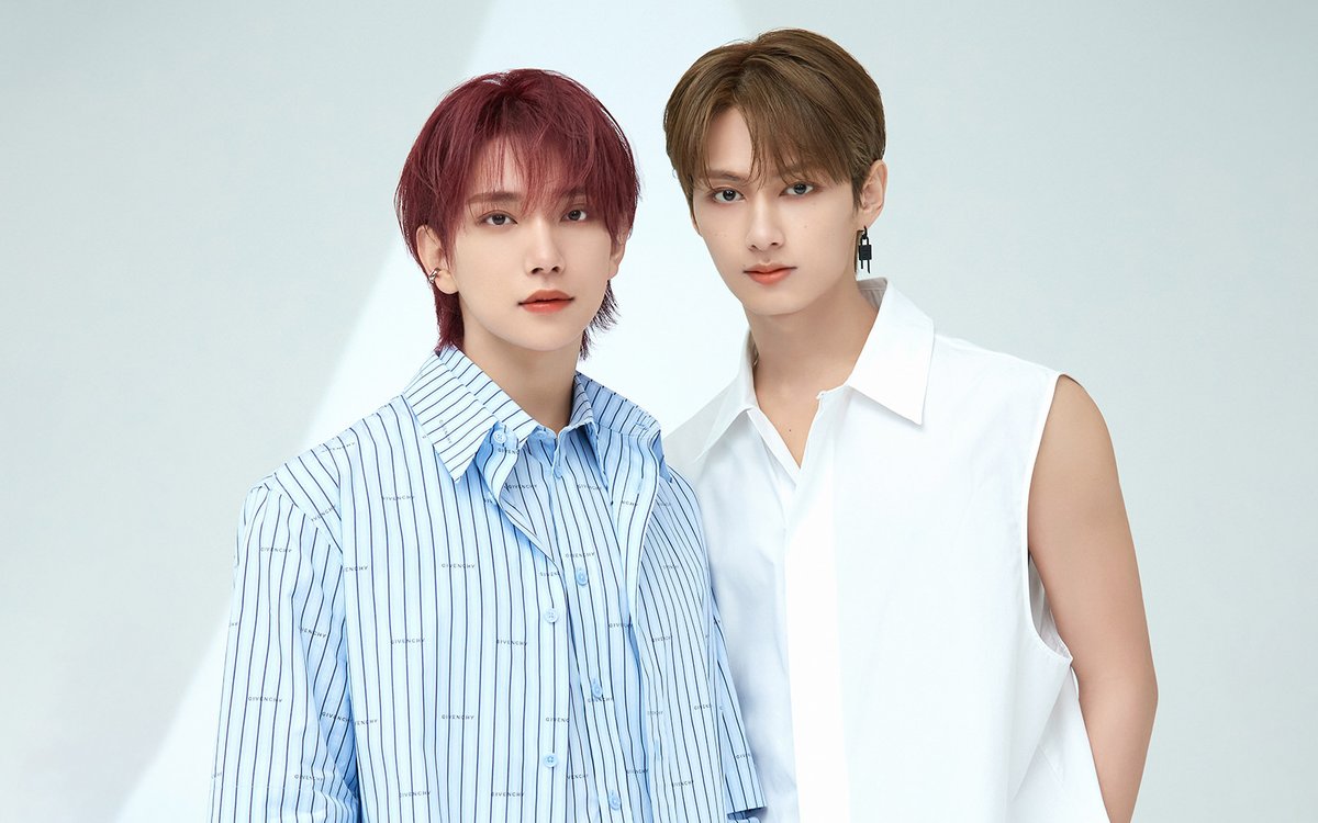 Joshua and Jun, gracing the pages of ELLE for the first time! Prepare to be captivated by the mesmerizing chemistry emanating from the transparent and brilliant fashion pieces we wear. It's a visual symphony that demands your attention and leaves you in awe.