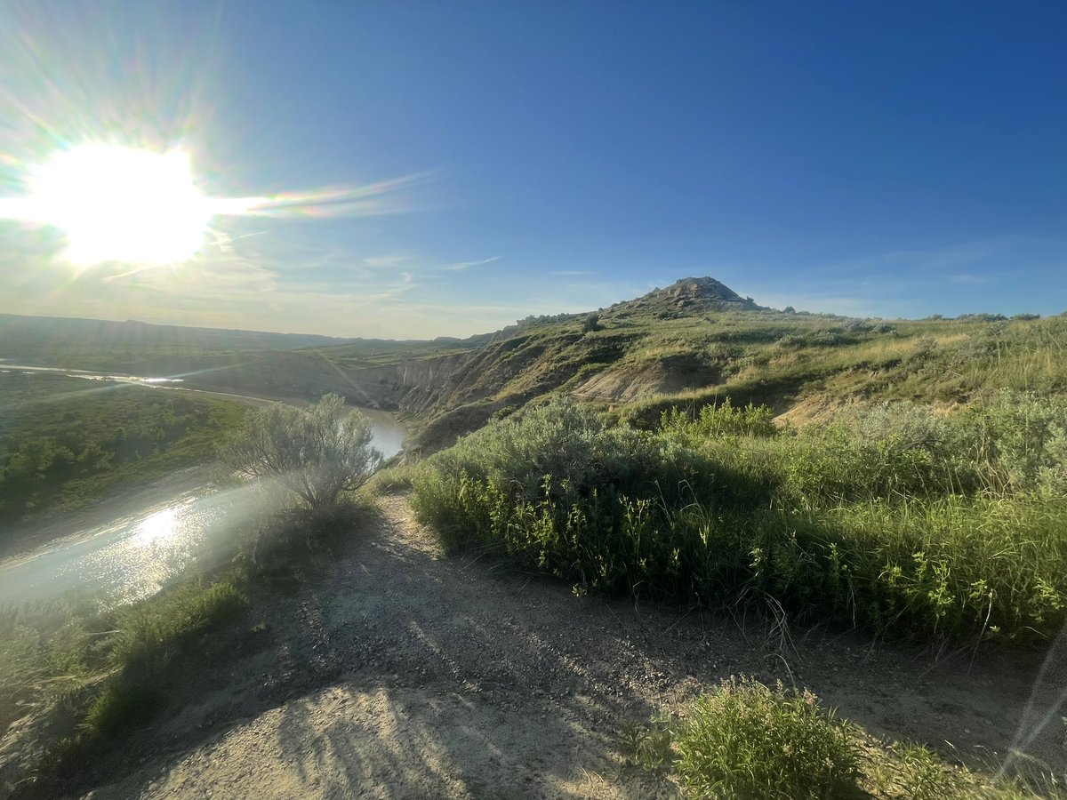 Happy #NationalTrailsDay from Wind Canyon in @TRooseveltNPS. #FindYourPark #BeNDLegendary