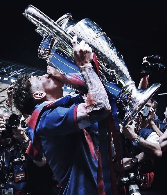 ManagingBarca's tweet image. 🚨🚨💣| BREAKING: Leo Messi is willing to play for FREE for FC Barcelona! However, that isn't possible because of the regulations in Spain. La Liga say that he must have a minimum salary of €25M.
@GuillemBalague [🎖️]
