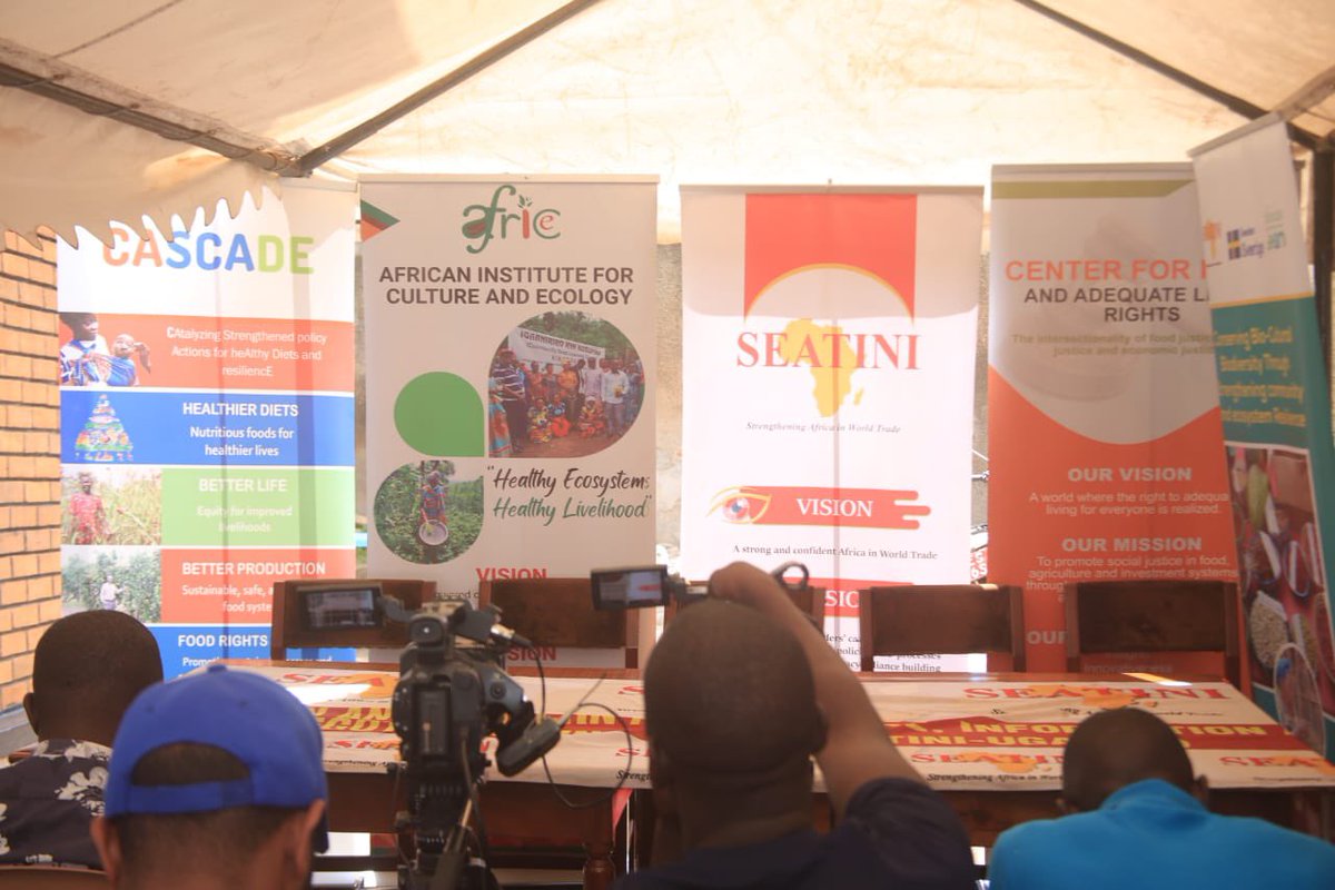 Today @SEATINIUGANDA, together with other CSOs working on trade, the Right to Food, Health, land, investment and agriculture related issues are joining the world in commemorating the World Food Safety Day.
#WorldFoodSafetyDay
#FoodSafetyNow https://t.co/uE3A3c74nk