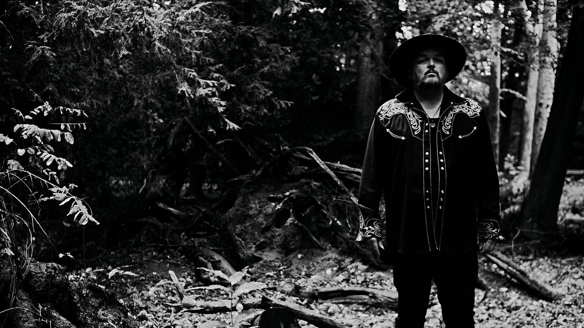 Op vrijdag 9 september staat <a href="/AlainJohannes/">Alain Johannes</a> in <a href="/Hedon/">Hedon</a> ! Een muzikant met een enorme staat van dienst: Queens of the Stone Age, Them Crooked Vultures en veel meer! En nog beter? Ze nemen Iron Jinn mee als support! Meer info over deze toffe avond via bit.ly/AlainJohannesH…