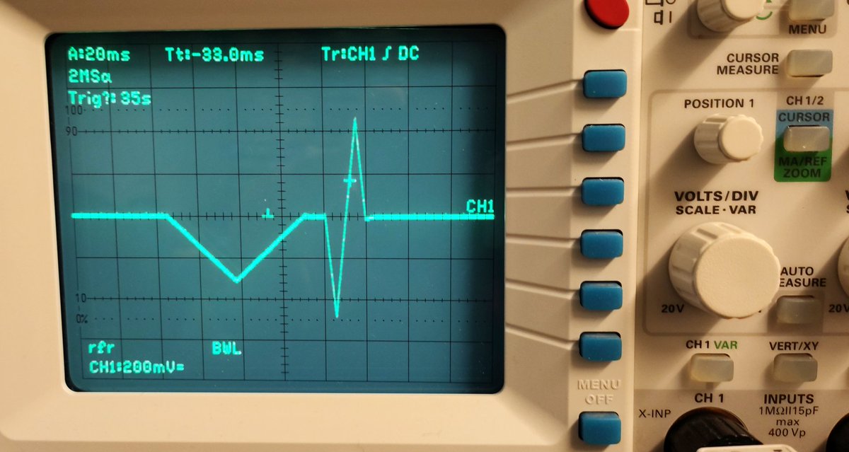 See how the #ESR70 Peak Atlas ESR Gold switches up the capacitance test current from 2mA to 20mA to achieve high speed and still keep within ±500mV.
High speed ESR and capacitance measurements even to 90,000µF with auto controlled discharge too.
peakelec.co.uk/acatalog/esr70…