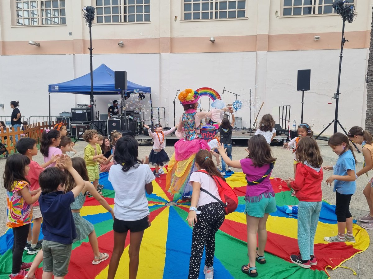 ajuntamentvng's tweet image. #VNG ha estat la seu de la 2️⃣0️⃣a Festa per una  societat inclusiva al Garraf.

La inclusió escolar, laboral i social de les persones amb #disCAPACITATS és un dret i també un guany per a tothom.