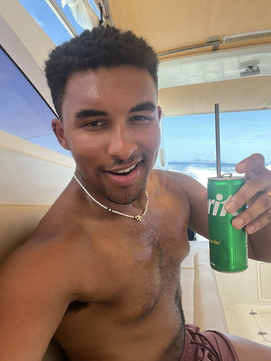 stevendotthomas's tweet image. save the turtles man