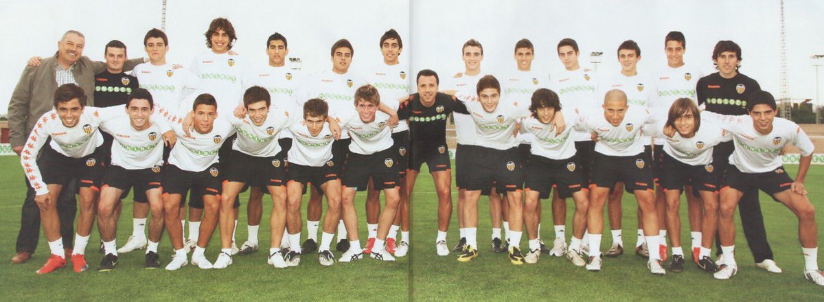 coleccionVCF's tweet photo. 🐼 En esta foto del Juvenil B del VCF de la temporada 2009-2010 hay un Panda.

🔎 ¿Lo ves? https://t.co/FOwtDGZVwm