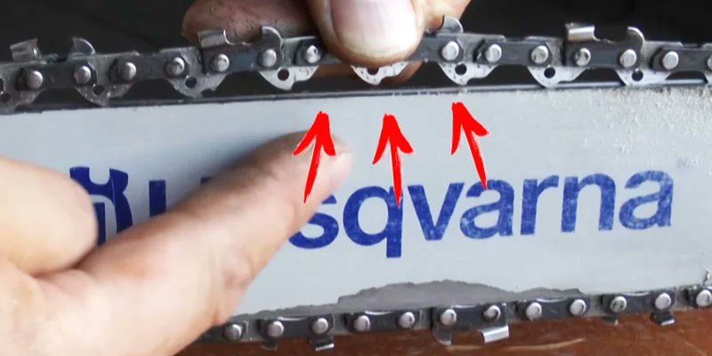 Chainsaws are excellent typical power tools used for felling trees and chopping wood very quickly and effortlessly. Learn why my chainsaw cut crooked and what to do when the problem arises.
#whydoesmychainsawcutcrooked #chainsawcutcrooked #woodjunctions