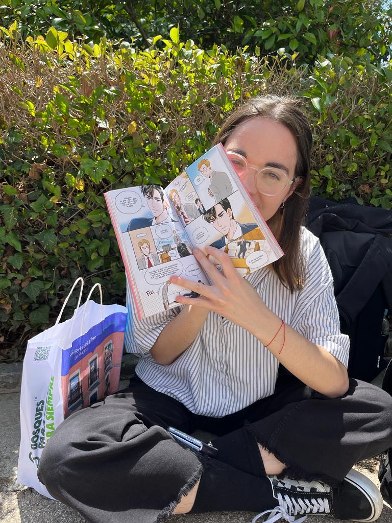 EvaG_98's tweet photo. De sábado por Madrid✨️ #flm #jisoospot #btskeychains #alotofbooks https://t.co/yKRZmWLsrn