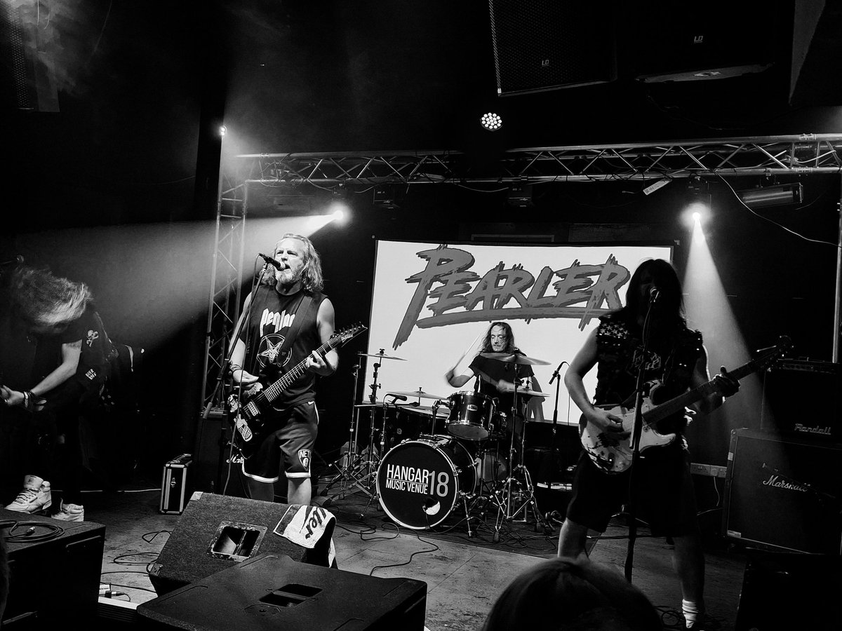 <a href="/Pearlerband/">Pearler</a> live in #Swansea Thursday night!!! 

📷 <a href="/MTMNAE/">MTMNAE</a> 📷