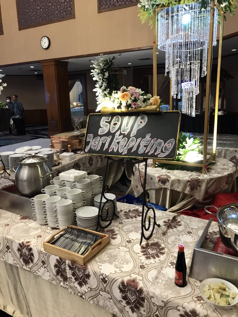 Do crabs have fingers?