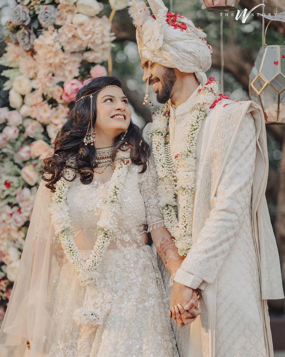 'From the pitch to the altar, our journey begins!'

Cricketers #RuturajGaikwad and #UtkarshaPawar tie the knot in a dreamy wedding ceremony😍❤️