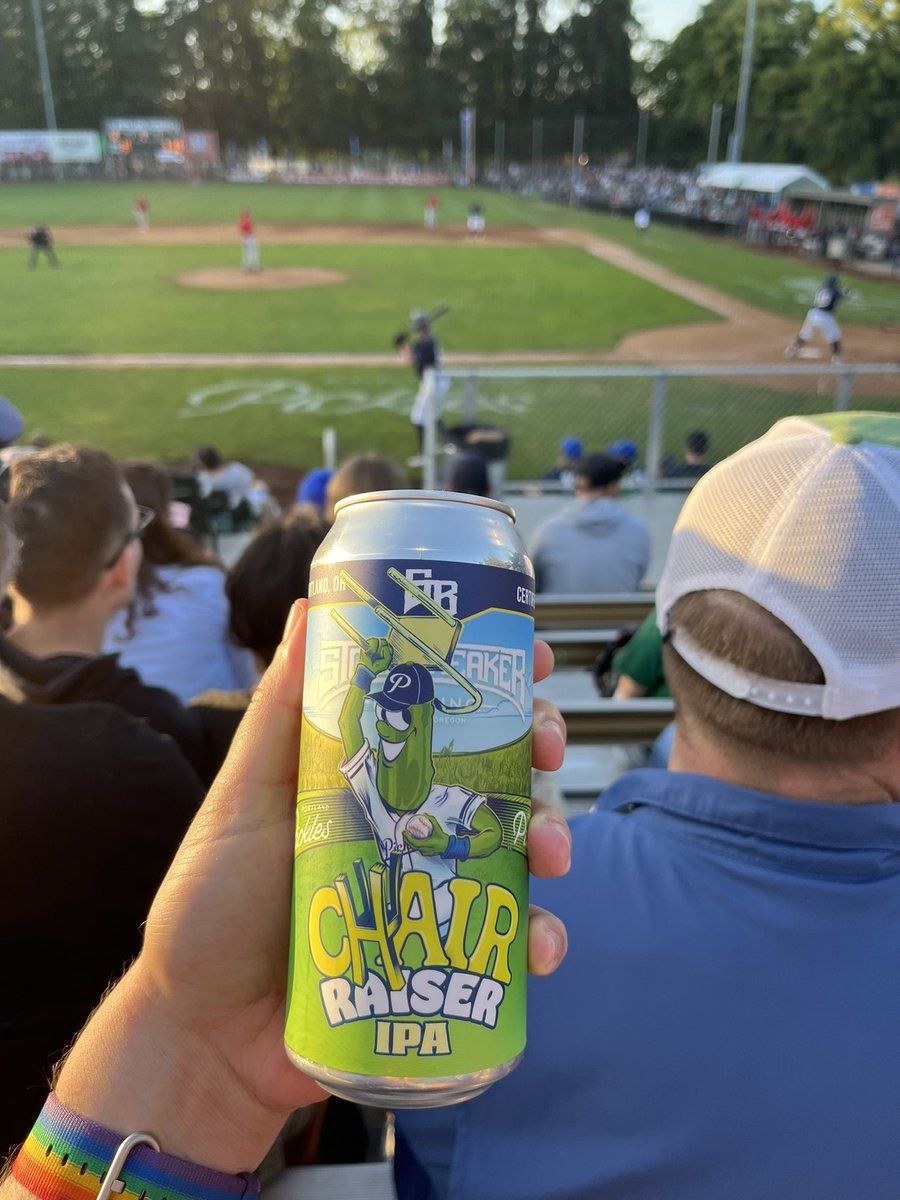 RandyChirps's tweet photo. We interrupt your regularly scheduled programming for @picklesbaseball in Portland! ⚾️ https://t.co/id2Ix6K4Iz