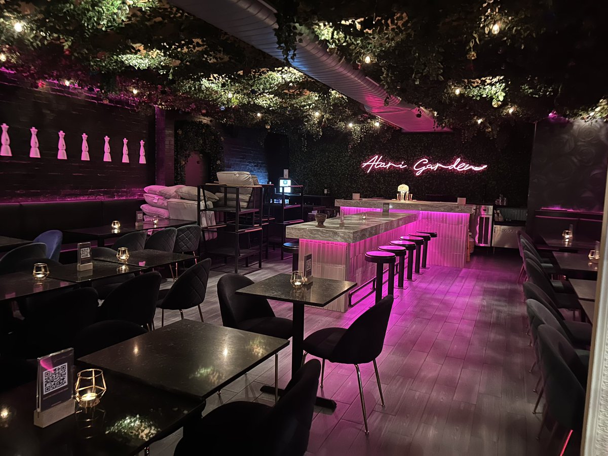 pavellubanski's tweet image. Working Security at Atari 🥃 #WeekendJob #hustle