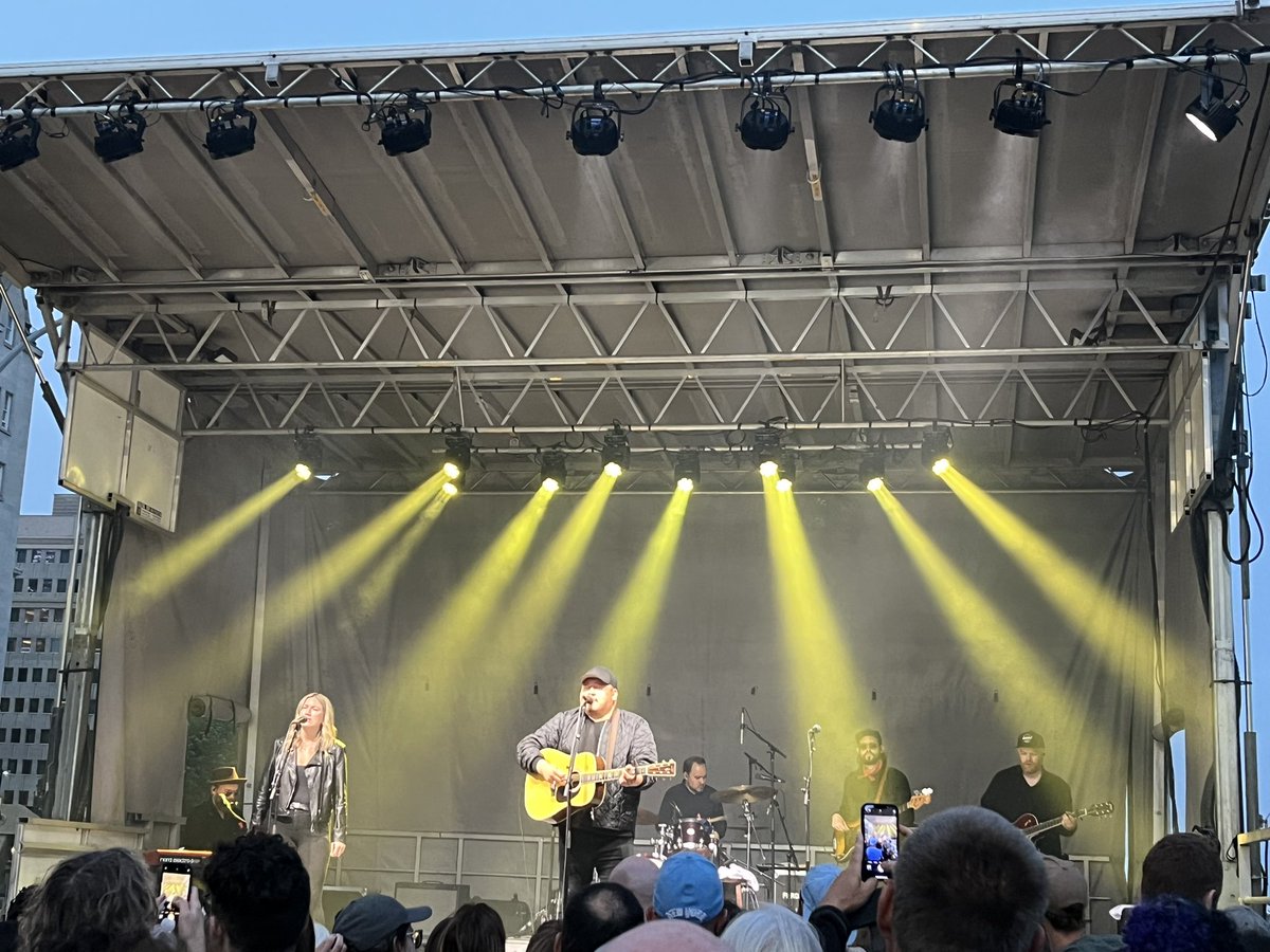 WayneLynch6's tweet photo. #FaveCanadianTunes
Imma catch up on this tomorrow, but I’ll start with William Prince, from Peguis First Nation, headlining #DTspark 
#yegdt. 

https://t.co/LvVjMkyRhL https://t.co/DT9WMaDagl